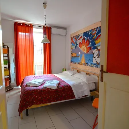 Shine Apartment *